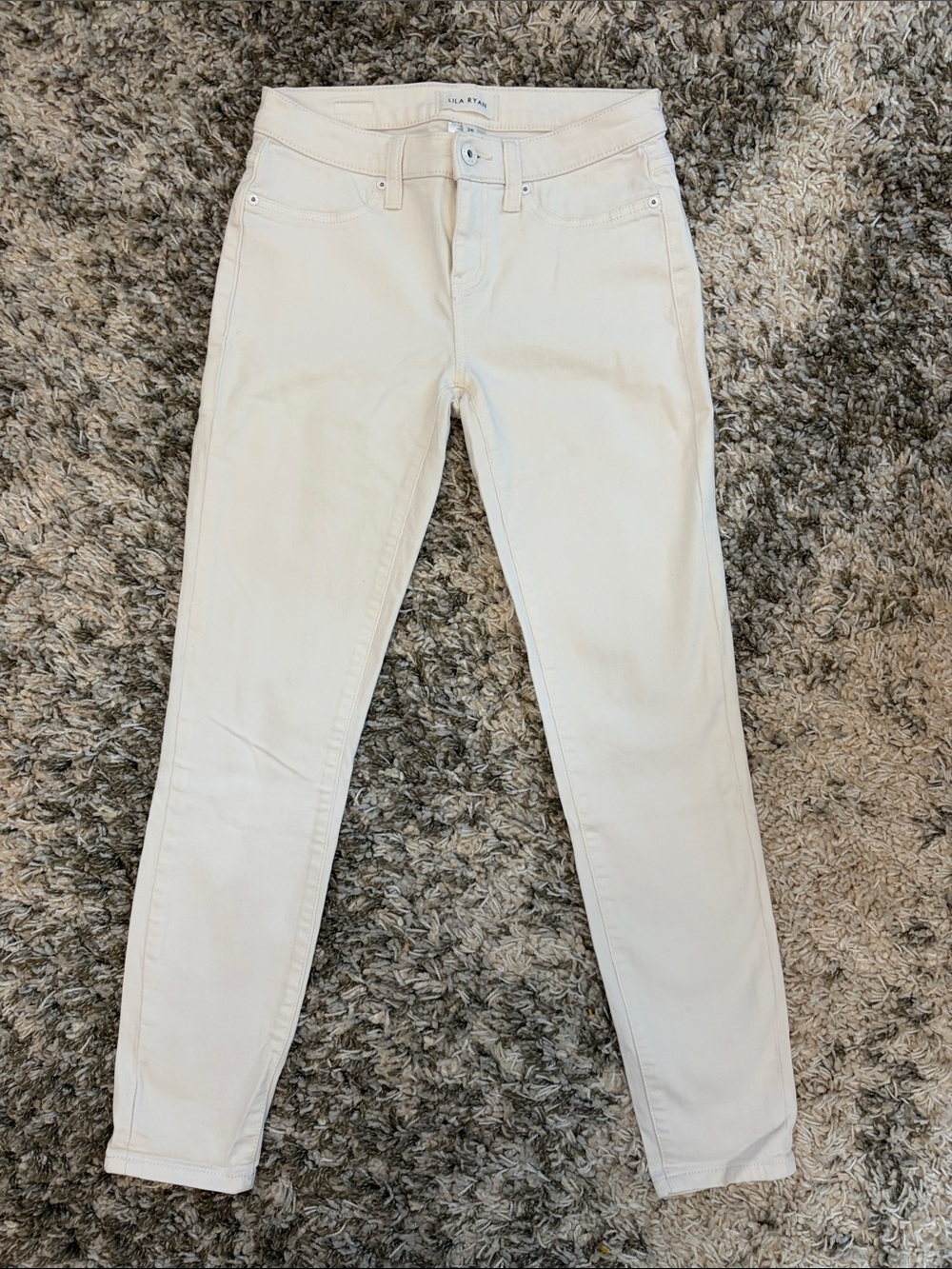 LILA RYAN Women’s Cream Skinny Jeans — Sleek Fitted Cut size 26